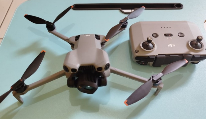 Drone Lapangan
